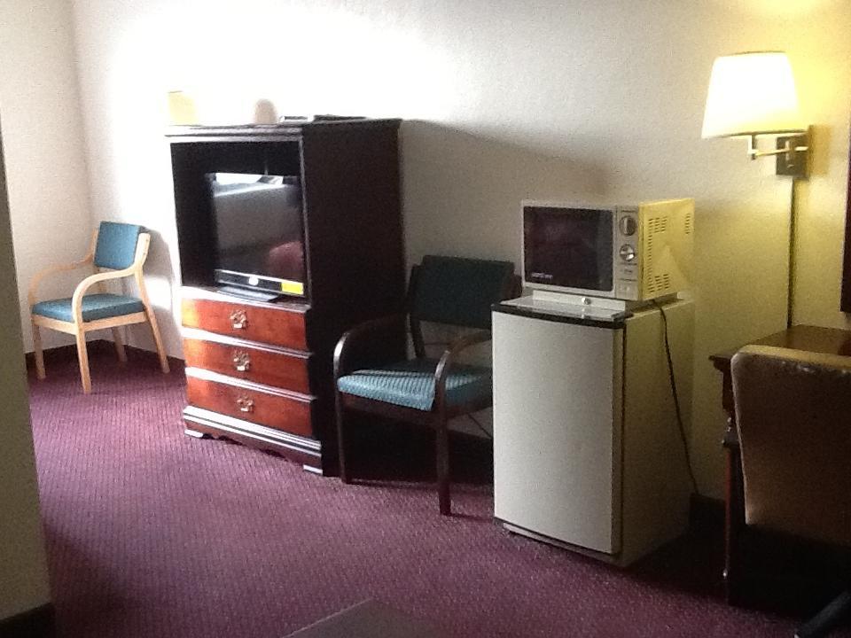 Super 8 by Wyndham Kennett Motel Eksteriør bilde